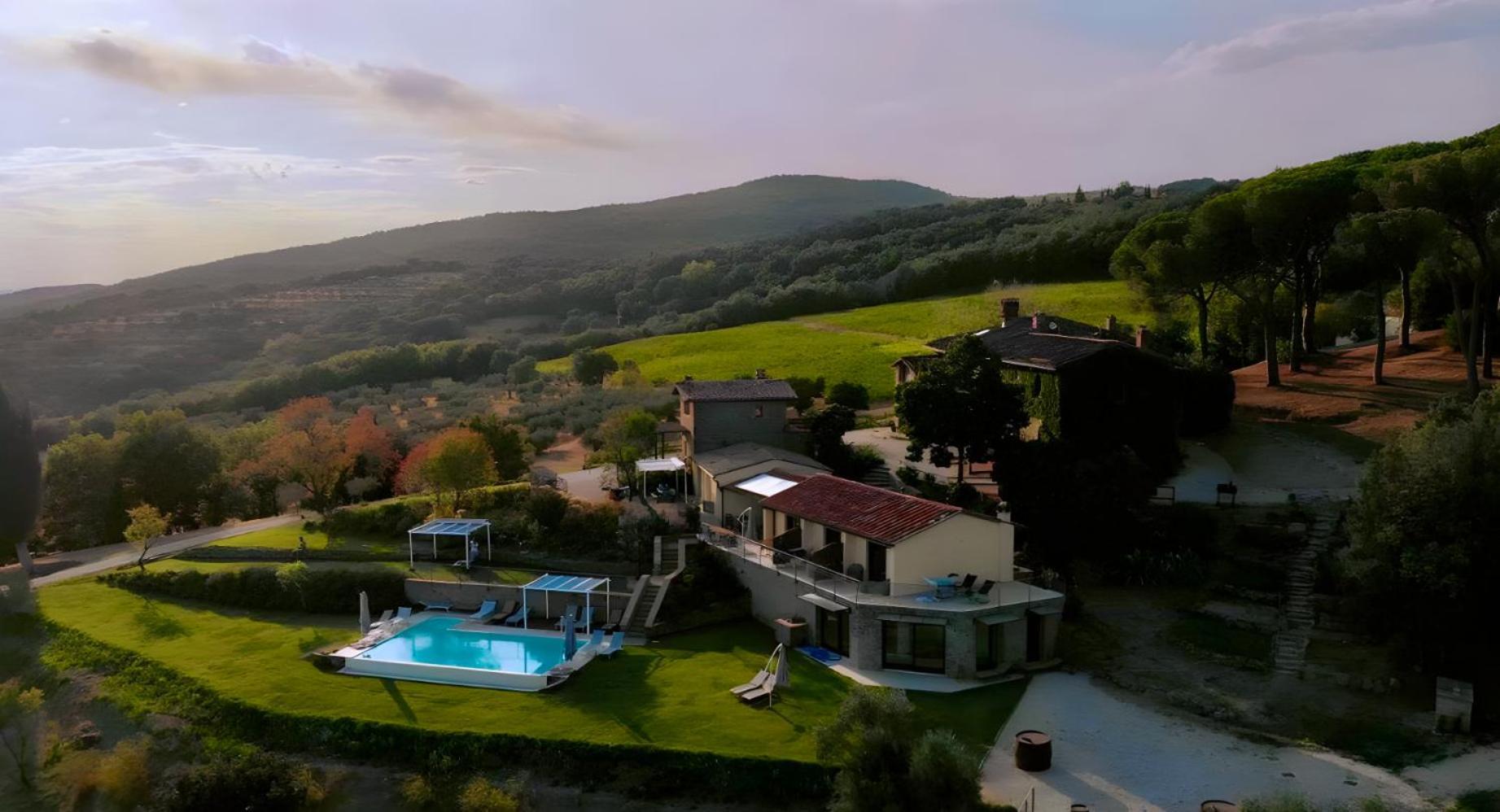 Di Colle In Colle - Agriturismo パッシニャーノ・スル・トラジメーノ エクステリア 写真