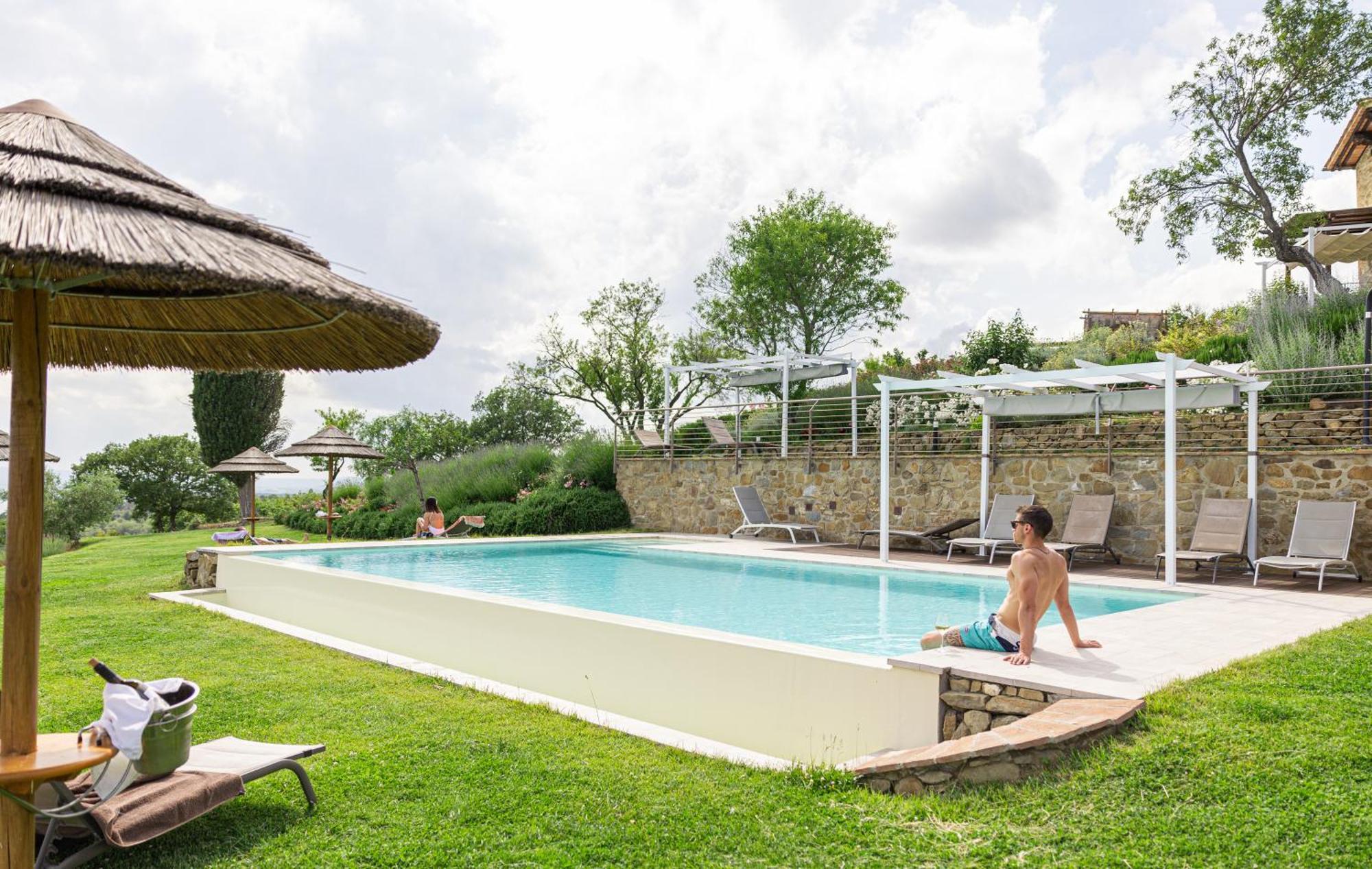 Di Colle In Colle - Agriturismo パッシニャーノ・スル・トラジメーノ エクステリア 写真