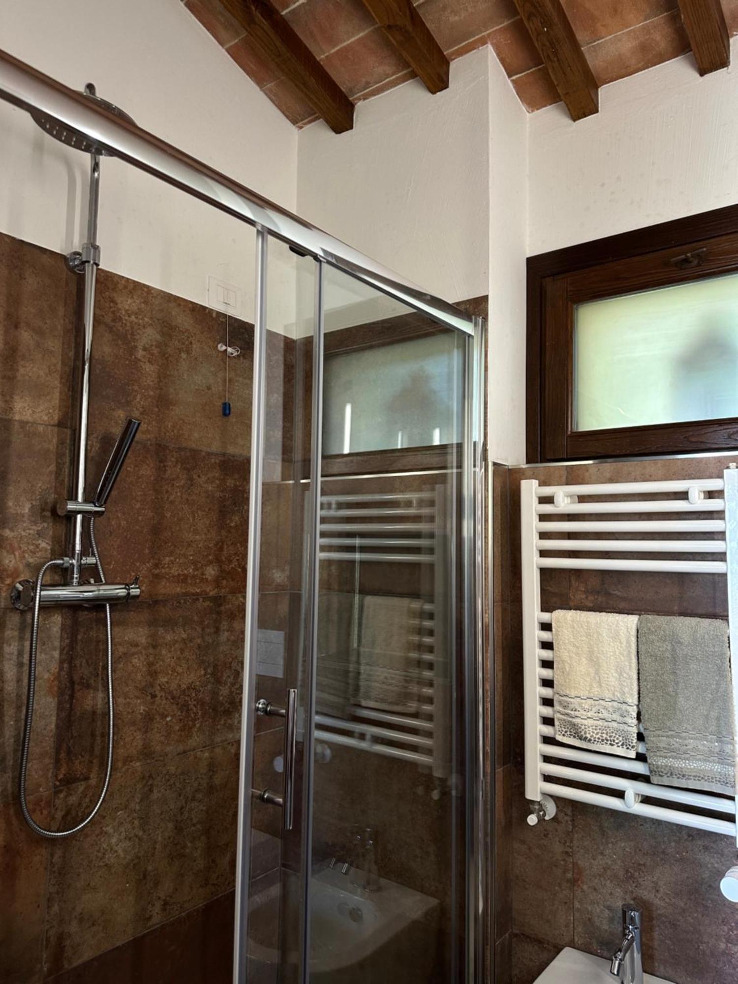 Di Colle In Colle - Agriturismo パッシニャーノ・スル・トラジメーノ エクステリア 写真