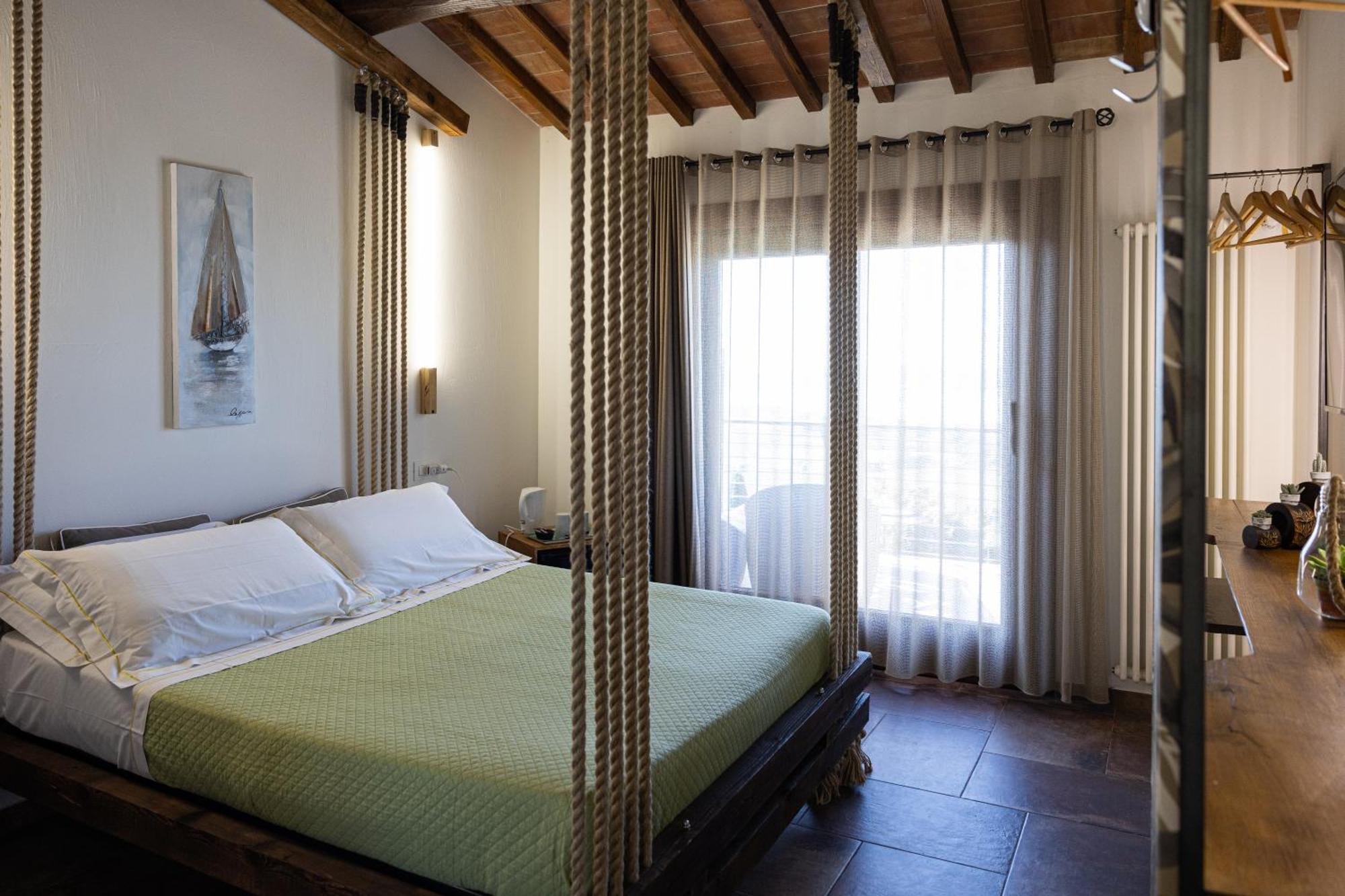 Di Colle In Colle - Agriturismo パッシニャーノ・スル・トラジメーノ エクステリア 写真